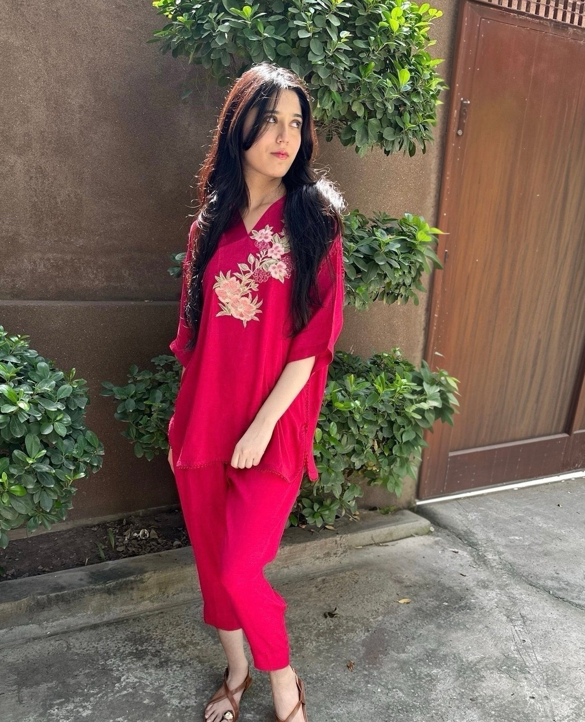 ROSE 2PC-EMBROIDERED